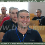 Ֆոտոռեպորտաժ Հանրապետական հավաքակայանից. զինակոչիկները մեկնում են զինծառայության