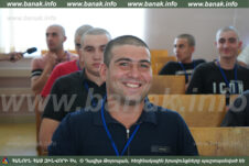 Ֆոտոռեպորտաժ Հանրապետական հավաքակայանից. զինակոչիկները մեկնում են զինծառայության