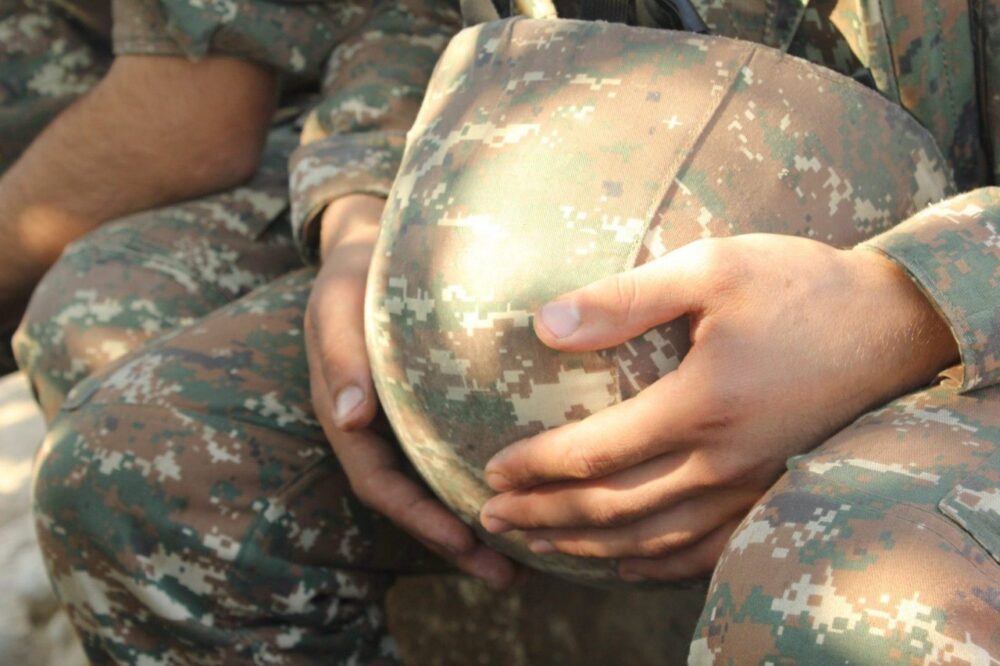 Վարժական հավաքաների զորակոչված պահեստազորայիններ են դանակահարվել